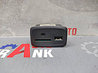 Зарядной порт/ Гнездо USB-AUX-SD 280233698R для Renault Captur/ Clio IV