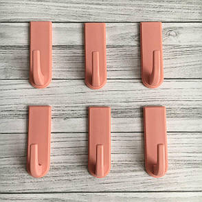 Гачок пластиковий напівовальний рожевий, фото 1