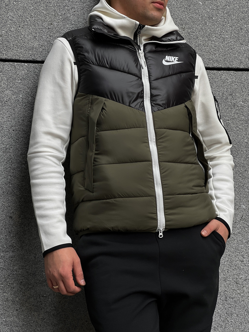 Жилетка чоловіча Nike M NSW Down-Fill Windrunner Vest / CV8974-045 (Розміри:M,L,XL,XXL)