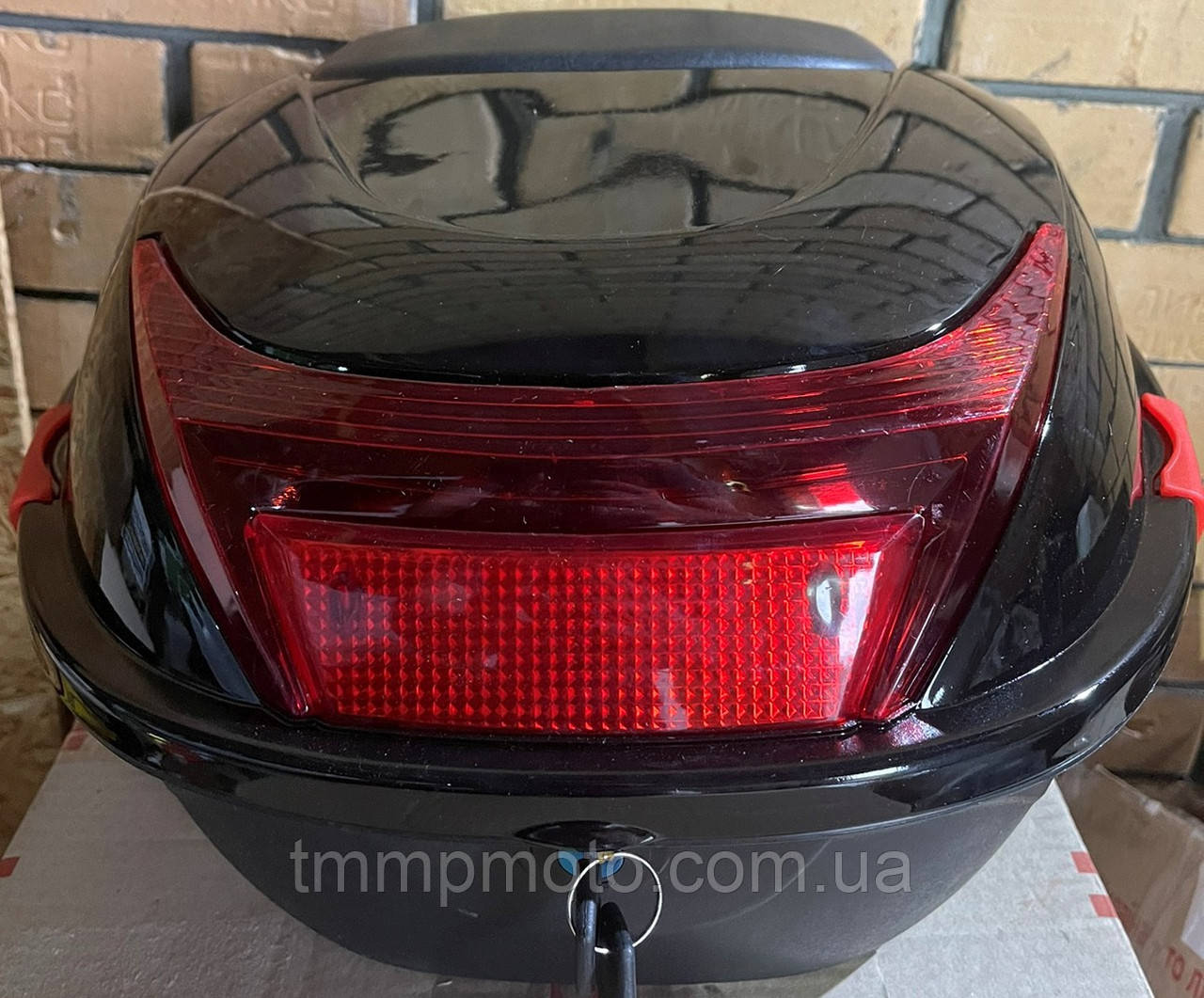 Кофр чорний капронову з шоломом 30л