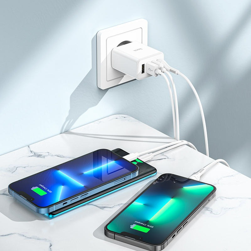 МЗП зарядний пристрій HOCO C102A 4USB/2,1A з кабелем для заряджання USB - Lightning, Білий