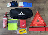Набір автомобіліста Mitsubishi ЄС 8 од, вогнегасник 1 кг, аптечка АМА-1
