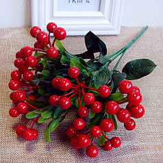 Кущик зелені з червоними ягодами 36 см