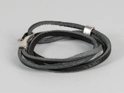 Чорний браслет на руку шкіряний