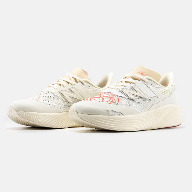 Кросівки чоловічі білі New Balance FuelCell x Stone Island