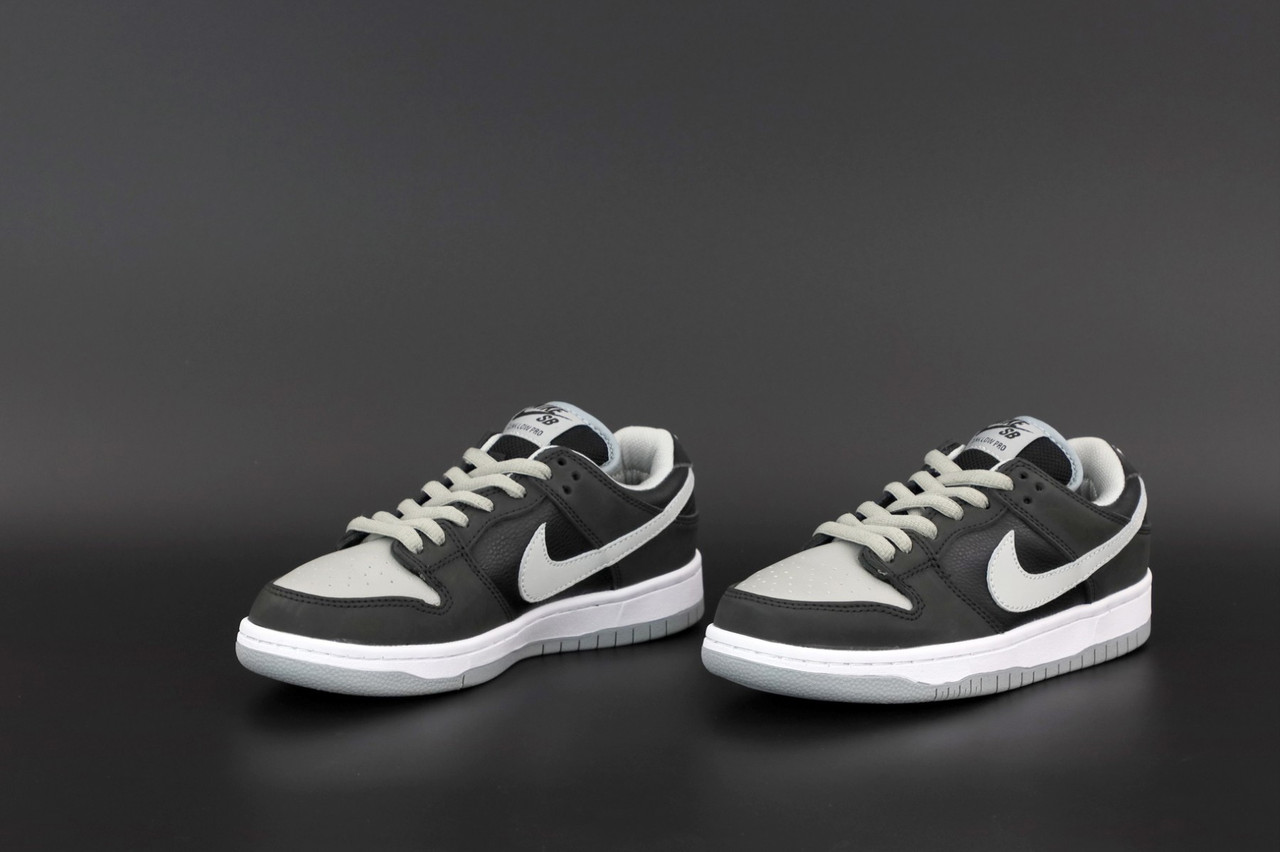Чорні чоловічі кросівки Nike Dunk Low