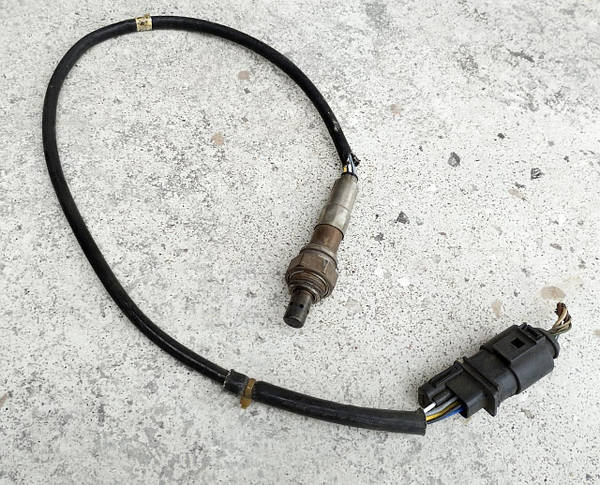 Лямбда зонд фольксваген бора 2. Датчик кислорода пассат б6. Лямбда зонд пассат б6. 0 tfsi. Лямбда зонд гольф 3 1.