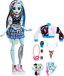 Лялька Монстер Хай Френкі Штейн Monster High Frankie Stein Doll G3 з аксесуарами та вихованцем HHK53 Mattel Оригінал, фото 2