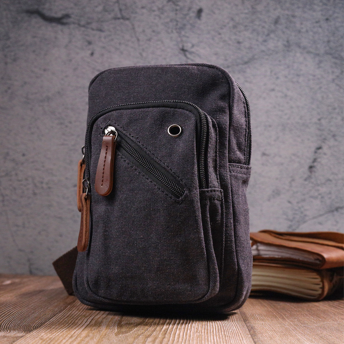 Мужская небольшая сумка через плечо из плотного текстиля 21229 Vintage черная текстильная сумка-слинг - фото 7 - id-p1815230830