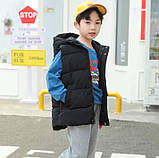 Тепла жилетка для хлопчика з капюшоном чорна 6-13 років, фото 2