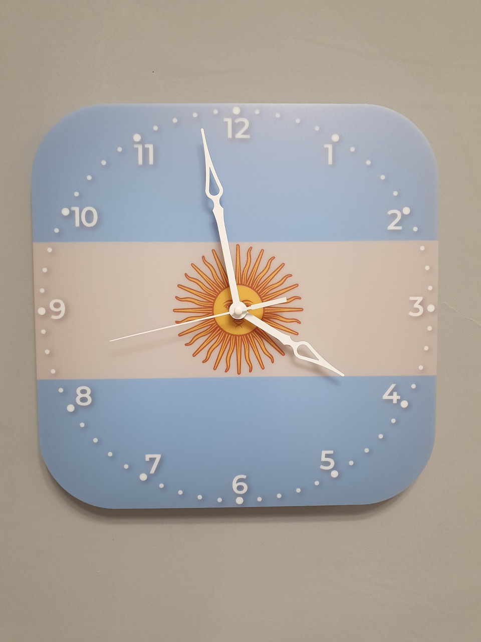 Настінний годинник прапор Аргентини, подарунок аргентинцю, аргентинський декор