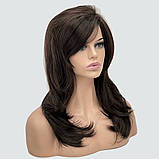 Довга красива перука з об'ємом вгорі і з підчесом на проділу, кольор гіркий шоколад, фото 4