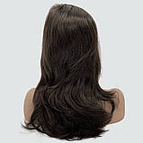 Довга красива перука з об'ємом вгорі і з підчесом на проділу, кольор гіркий шоколад, фото 5