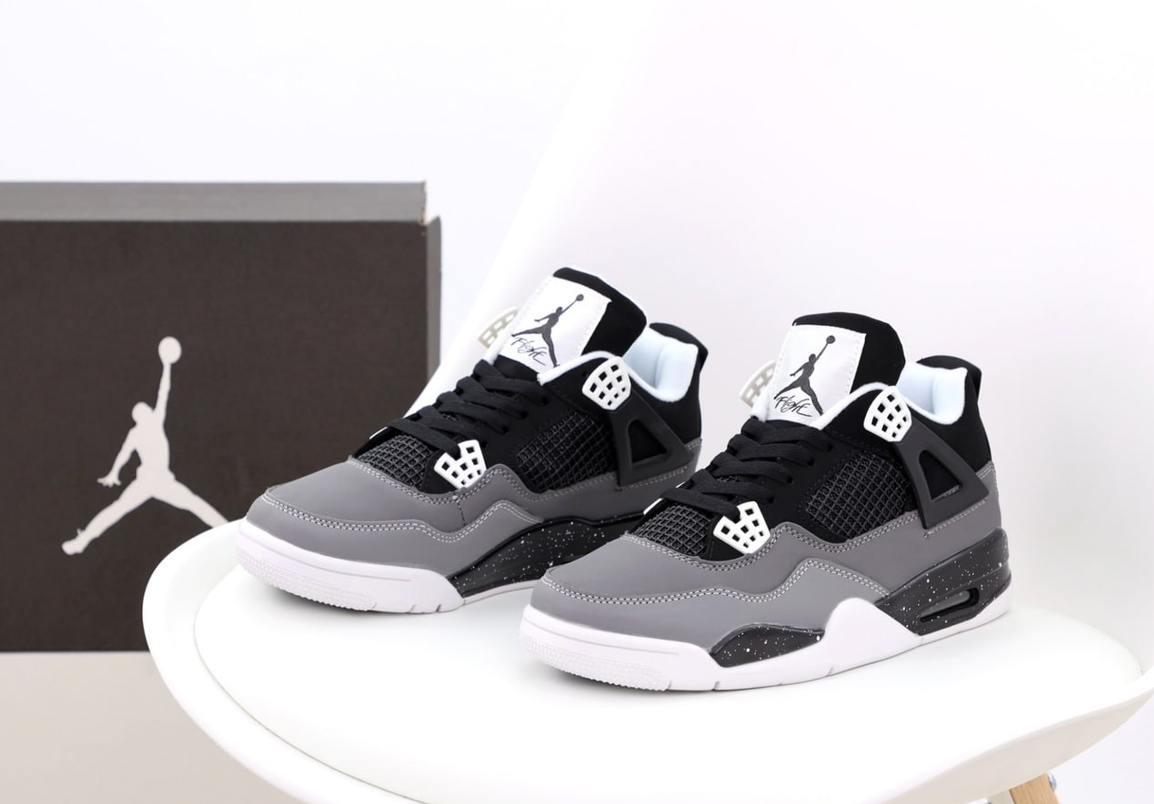 Чоловічі кросівки Nike Air Jordan 4 Retro Grey Black Молодіжні Найк Джордан Ретро чорні з сірим