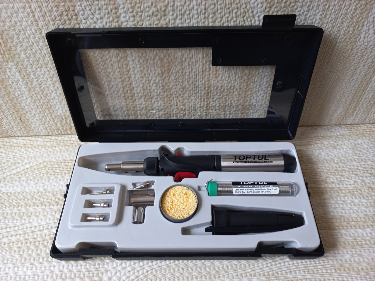 Паяльник газовий 150W з комплектом насадок 8ед. TOPTUL EGAE0801