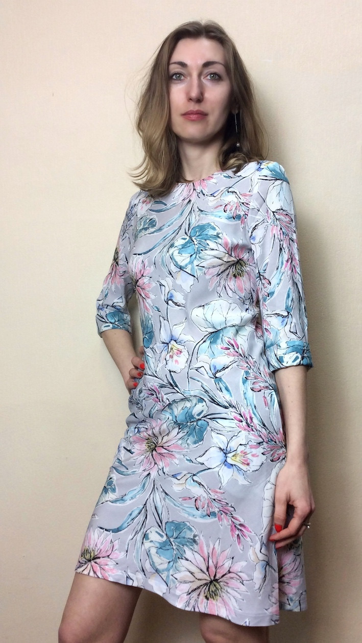 Літня сукня-трапеція