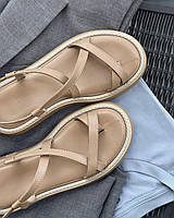 Босоніжки на товстій підошві