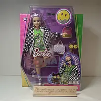 Лялька Барбі Екстра Мода №18 з хвилястим лавандовим волоссям, картатим піджаком і домашнім цуценям