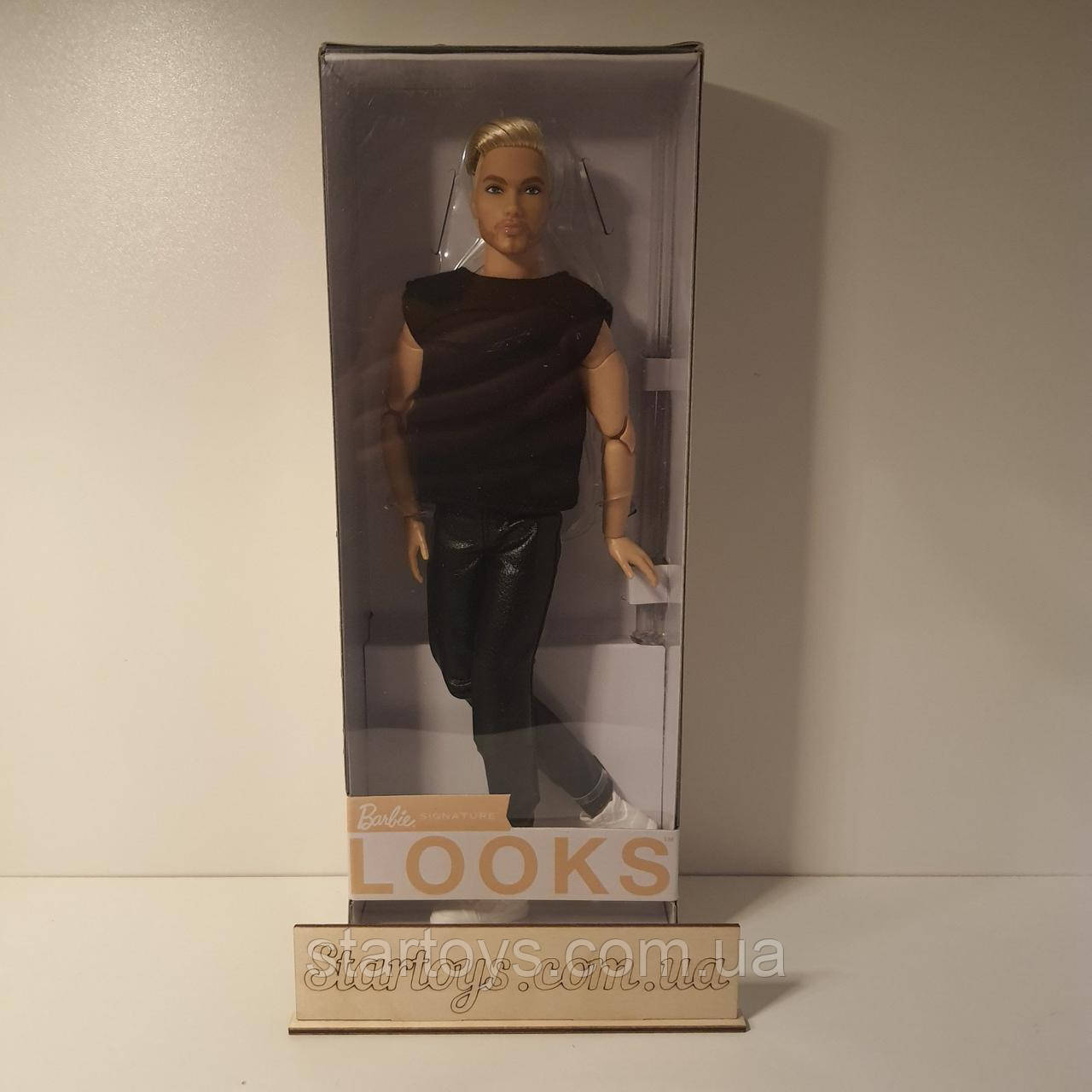 Лялька Барбі Кен Лукс Блондин Barbie Signature Looks Ken Doll, Blonde with Facial Hair #5 GTD90