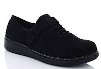 Стильні жіночі туфлі з еко-замші на низькій танкетці на рівній підошві чорні