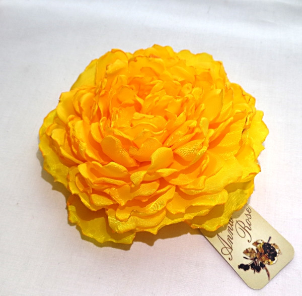 Брошь квітка з тканини ручної роботи Жовта Півонія-купити-в інтернет-магазині AnnaRose