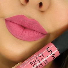 Матова помада NYX Soft Matte Lip Cream колір Milan