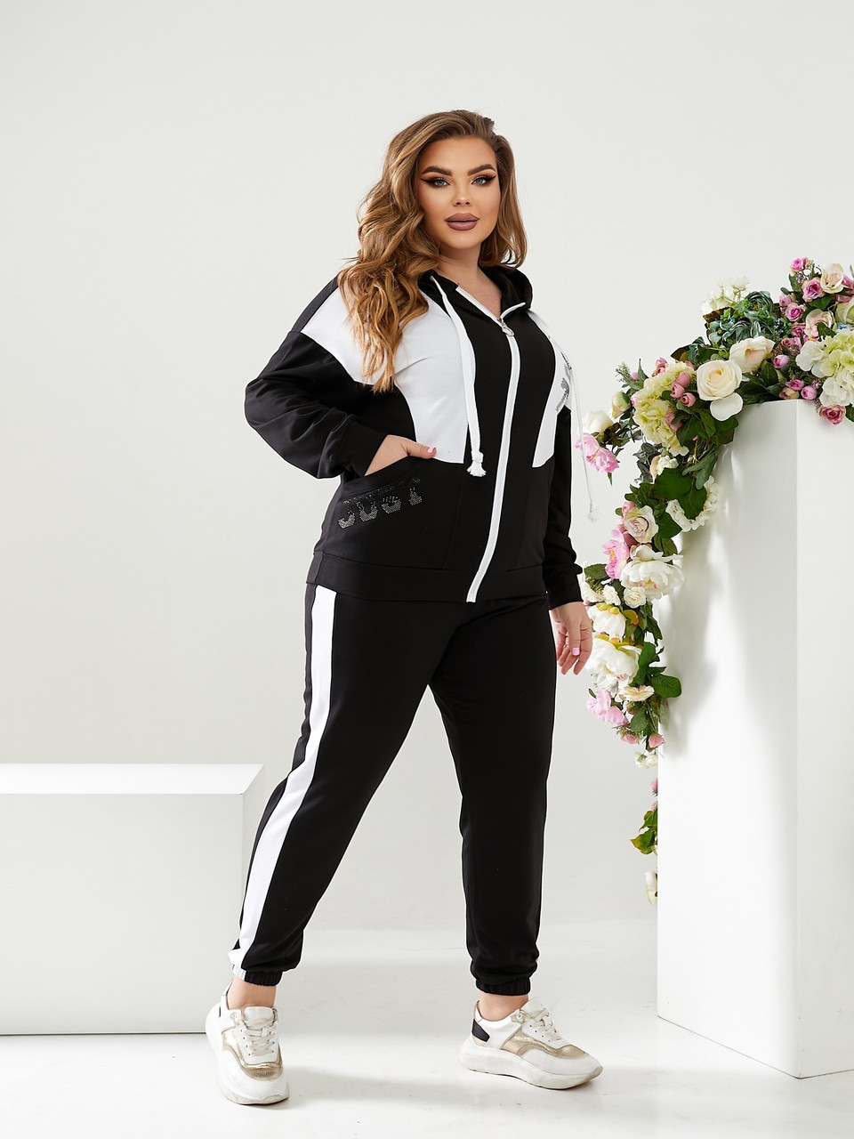 Спортивний костюм жіночий