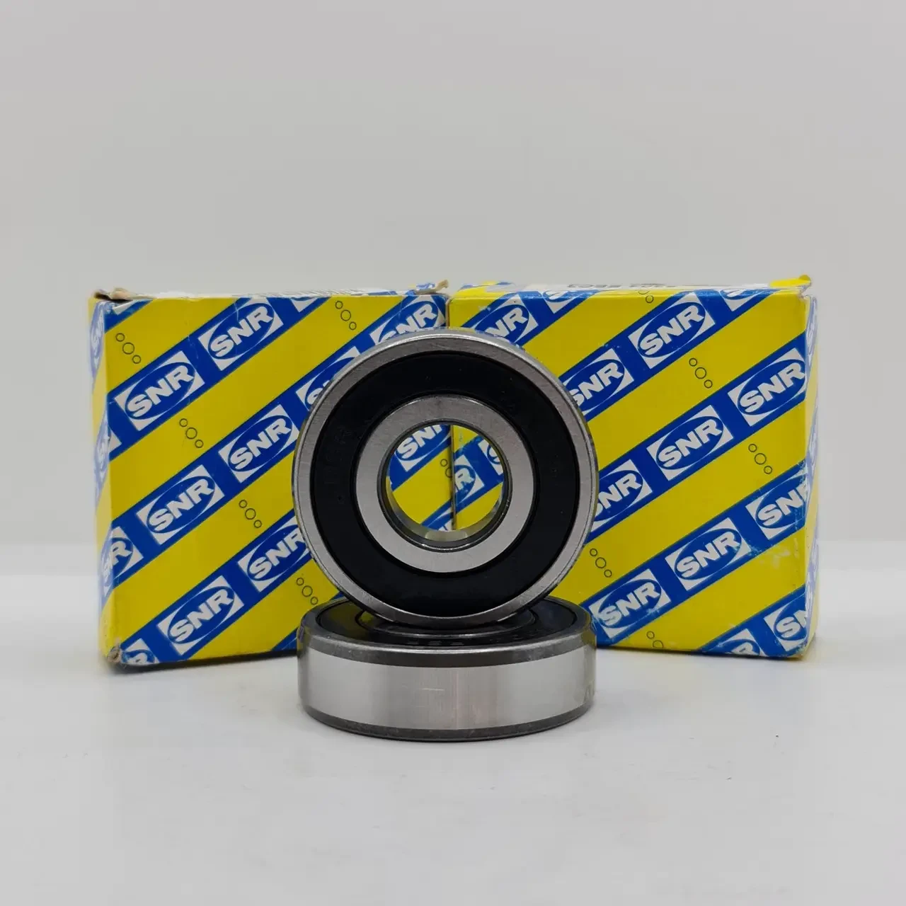 Підшипник 608 EE C3 SNR