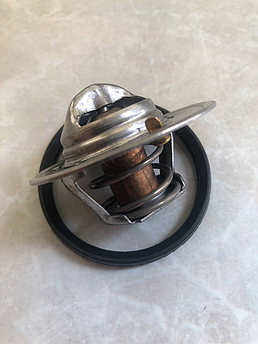 Термостат 82 °C Nissan Bluebird Sunny Micra Prairie/Mazda 626 GC,GD