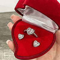 Набор "Яркие цирконовые сердечки в серебре" серьги и кольцо - солидный подарок в коробочке для девушки