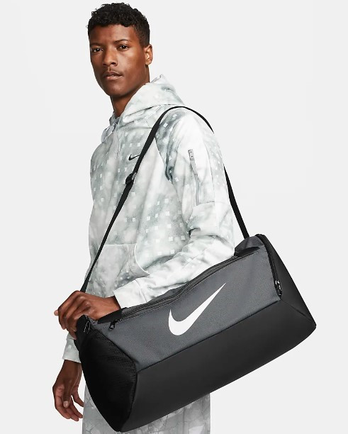 Сумка спортивна Nike Brasilia Duffel Bag 41 л для тренувань та спорту (DM3976-068)
