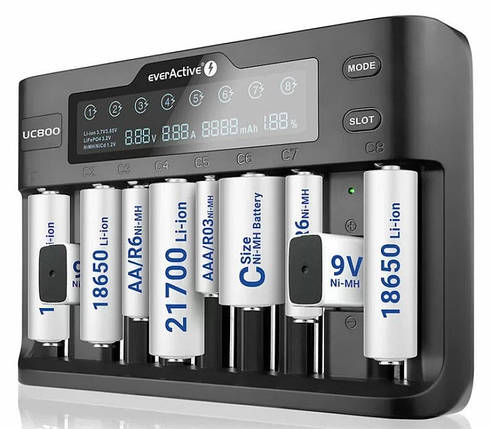 Зарядний пристрій Everactive UC800 на 8 акумуляторів Li-ion/LiFePO4/Ni-MH + 2 канали для акумуляторів Крона, фото 1