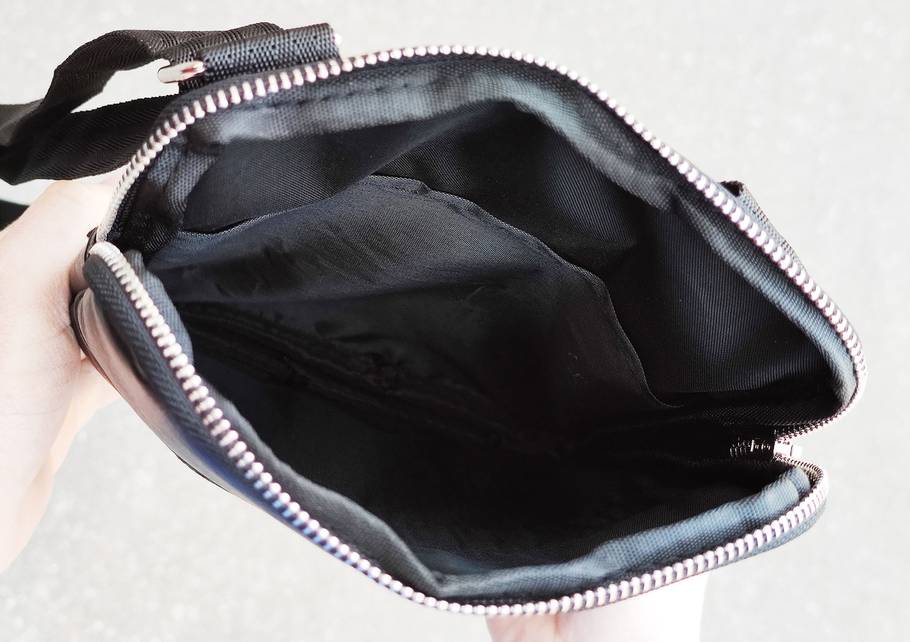 Мужская сумка Cavlin Kein черная на плечевом ремне, компактная мужская планшетка Келвин Кляйн из эко-кожи - фото 4 - id-p1816642325