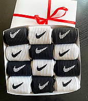 Набор женских длинных черно-белых спортивных весна-осень фирменных носков Nike 36-41 12 пар для мужчин