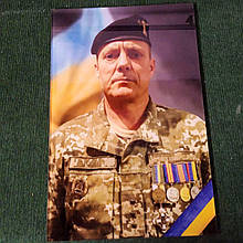 Кольорове фото на пам'ятник військовому захиснику зі скла 30х40 см та товщиною 0,6 см