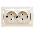 Розетка подвійна з з/к Carmen Крем