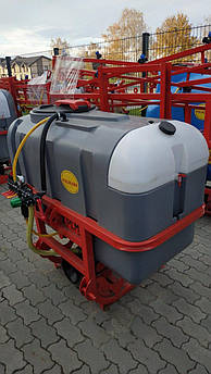 Оприскувач на трактор навісний Polmark (Полмарк) 600 л / 14 м