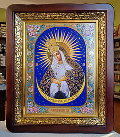 Ікона Остробрамська Богородиця у темному дерев'яному фігурному кіоті під склом, розмір кіота 52*42, сюжет 30*40.