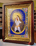 Ікона Остробрамська Богородиця у темному дерев'яному фігурному кіоті під склом, розмір кіота 52*42, сюжет 30*40., фото 2