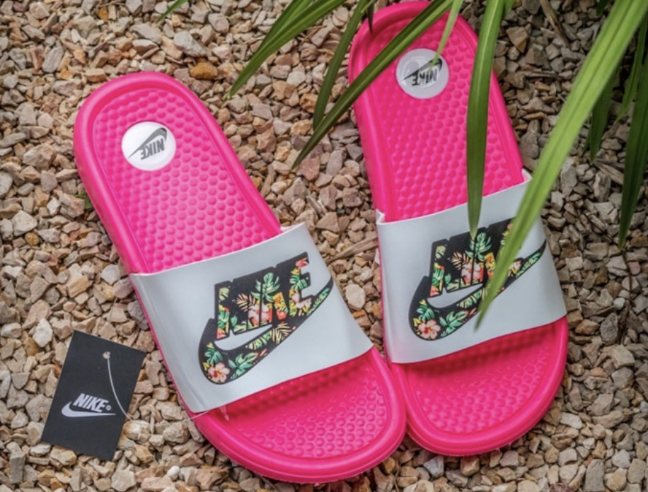 Nike top benassi neon