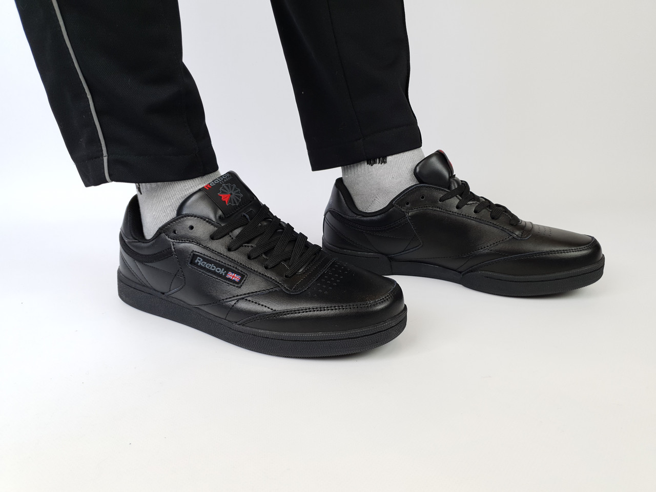 Чорні кросівки чоловічі Reebok Club Black весни літо осінь. Кроси для чоловіків Рибок Клаб у чорному кольорі