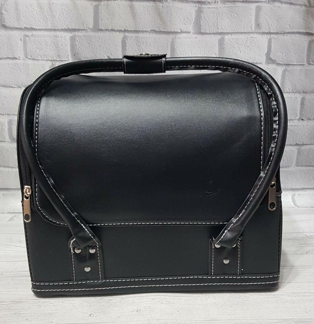 Б'юті-кейс (сумка, валіза) для майстра манікюру і візажиста ( чорний, кожзам)
