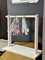 Підставка для типів 33х15х22 см органайзер-вішалка дерев'яна — інструменти для манікюру