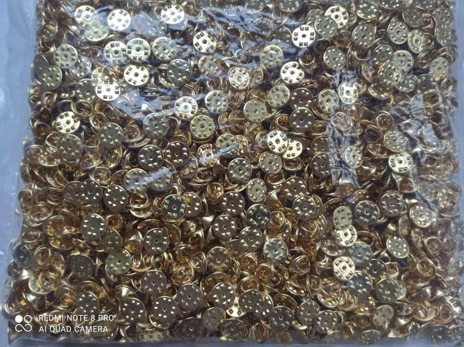 Крепление для значков Золотой цвет Бабочки с гвоздиками для крепления ...