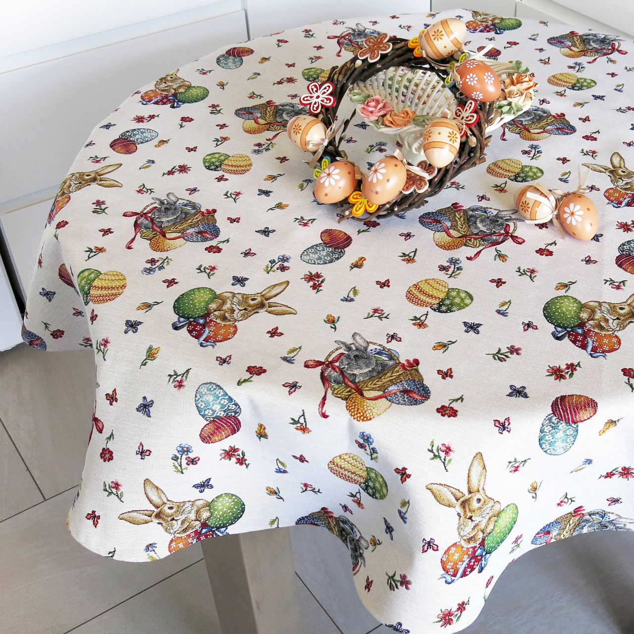 Скатертина гобеленова на круглий стіл для Великодня святкова кругла скатертина з гобелену на Паску