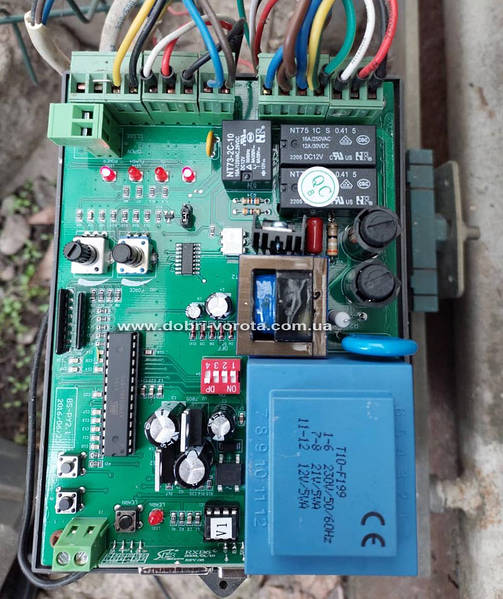 Плата управления откатными приводами PROFESSIONAL PS-IZ-370 (GANT BS-IZ) 067-100-40-48 Плата управления откатными приводами PROFESSIONAL PS-IZ-370 (GANT BS-IZ) 067-100-40-48