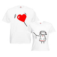 Пара футболок для влюбленных сердце в руках