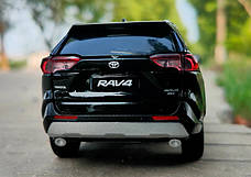 Модель автомобіля Toyota RAV4 2020 масштаб: 1:32. Іграшкова машинка Тойота РАВ4 чорна (звук, світло). Металева інерційна машинка, фото 5