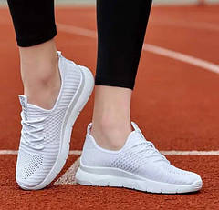 Жіноче взуття