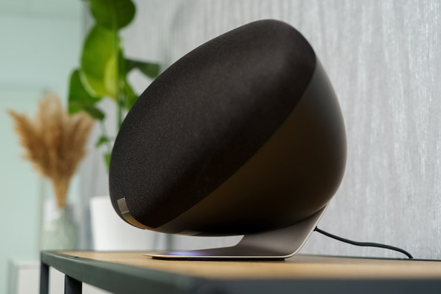 Bowers & Wilkins Zeppelin